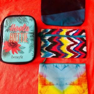 4 Cute and Stylish Cosmetic Bags